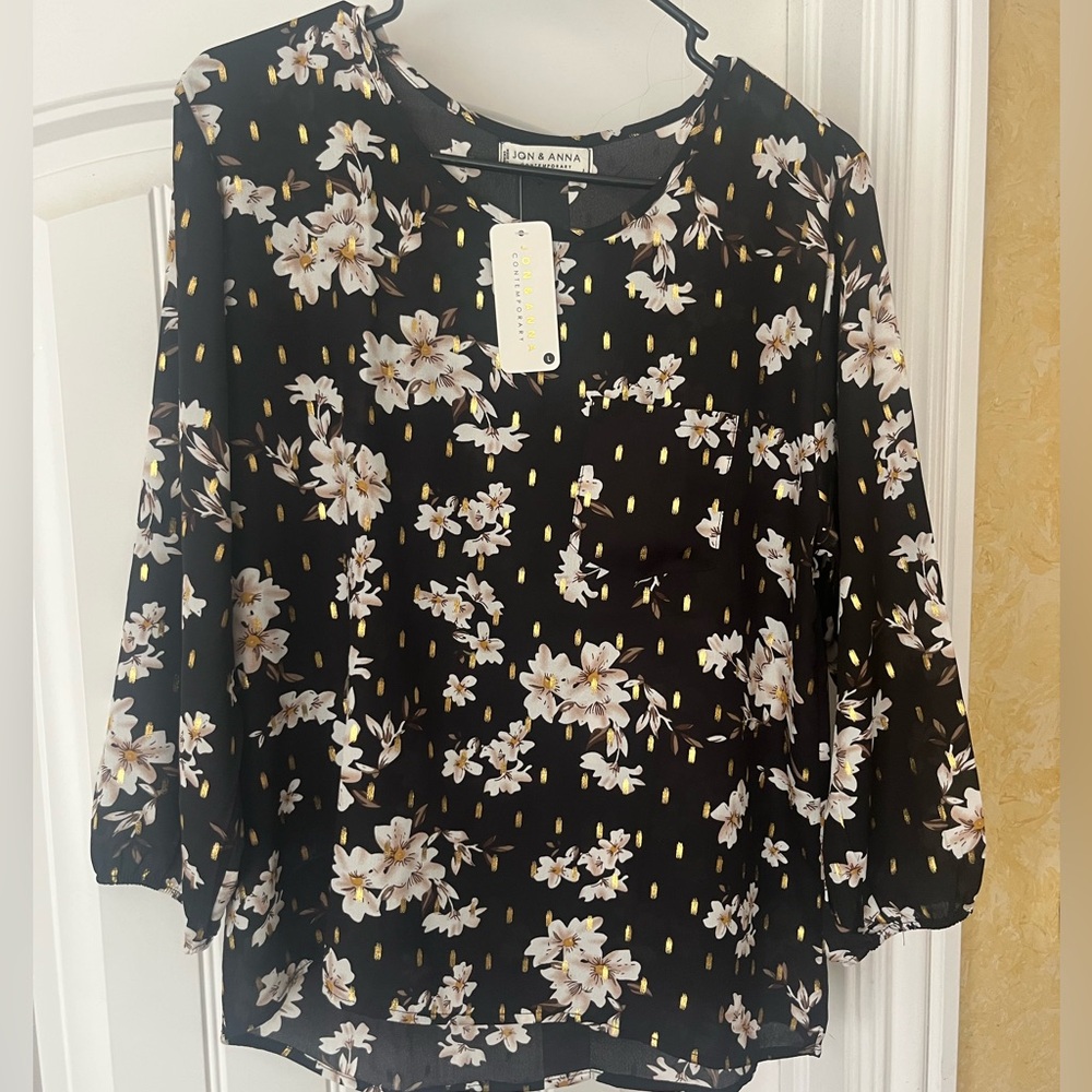 Jon & Anna Size L Blouse NWT